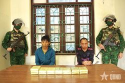 Điện Bi&ecirc;n: Bắt giữ 2 đối tượng vận chuyển 15 b&aacute;nh heroin