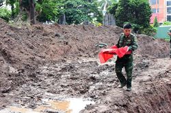 Đ&atilde; quy tập 379 bộ h&agrave;i cốt liệt sĩ tại C&ocirc;ng vi&ecirc;n L&ecirc; Thị Ri&ecirc;ng