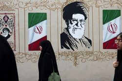 Iran phát tín hiệu sẵn sàng đối phó chiến dịch trên bộ của Mỹ