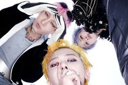 Thanh xuân của BIGBANG 20 năm trước được tái hiện trong 'BiiiG'