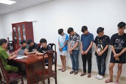 Khởi tố 4 thanh thiếu niên mang hung khí, chạy xe lạng lách gây rối trật tự