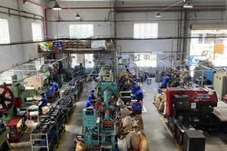 Hơn 155.000 doanh nghiệp rút khỏi thị trường: Tứ bề sức ép?