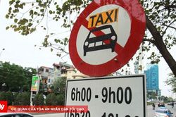 Hà Nội hạn chế taxi, xe hợp đồng dưới 8 chỗ trên phố Khâm Thiên