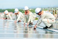 Điện mặt trời m&aacute;i nh&agrave;: Từ mỗi gia đ&igrave;nh đến trang trại, doanh nghiệp c&ugrave;ng tiết kiệm năng lượng