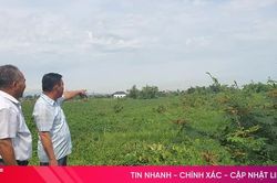 Dòng chảy bị thu hẹp, nhiều tuyến sông giảm khả năng tiêu thoát