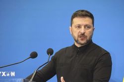 Tổng thống Ukraine đệ trình các đề cử bộ trưởng ngoại giao và quốc phòng mới