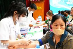 Hưng Yên kiểm điểm các địa phương chưa khám, chữa bệnh miễn phí cho dân