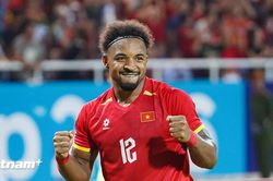 Xuân Son 'nhấn chìm' Malaysia với cú đúp, tuyển Việt Nam hiên ngang vào chung kết ASEAN Cup