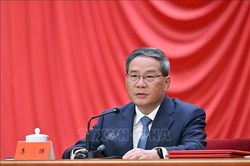 Thủ tướng Trung Quốc kêu gọi nỗ lực hoàn thành các mục tiêu phát triển cả năm