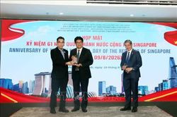 Đối ngoại nhân dân thúc đẩy quan hệ Việt Nam- Singapore