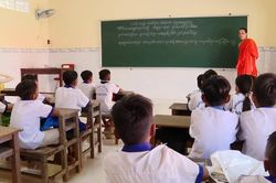 Bảo tồn tiếng nói, chữ viết của đồng bào Khmer dưới mái chùa