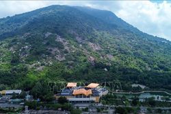 Khuyến cáo không tự tổ chức tour leo núi, khám phá rừng trái phép ở núi Bà Đen