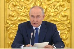 Tổng thống Putin tuyên bố về hạ tầng thương mại Nga giữa làn sóng tấn công