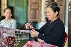 Thăm làng nghề 'đan hàng xuất ngoại' ở Quảng Ngãi