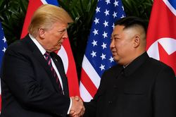 &Ocirc;ng Trump muốn gặp &ocirc;ng Kim Jong Un v&agrave;o th&aacute;ng 11