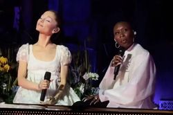 Ariana Grande và Cynthia Erivo song ca, dập tan tin đồn rạn nứt tình bạn