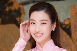 Hoa hậu Đỗ Mỹ Linh g&acirc;y x&uacute;c động sau 9 năm thi Miss World