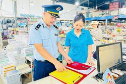 Quản lý Thị trường Hà Tĩnh siết chặt thị trường sách, đồ dùng học tập