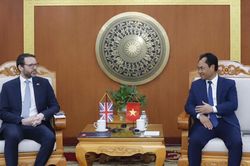 Việt Nam - Anh thúc đẩy hợp tác nông nghiệp, môi trường và ứng phó biến đổi khí hậu