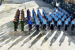 Chào cờ đầu tháng, nề nếp nhỏ, hiệu quả lớn