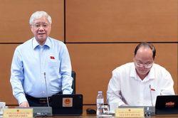 Đo&agrave;n đại biểu Quốc hội tỉnh Bắc Ninh g&oacute;p &yacute; nhiều nội dung về ng&acirc;n s&aacute;ch, chương tr&igrave;nh mục ti&ecirc;u quốc gia