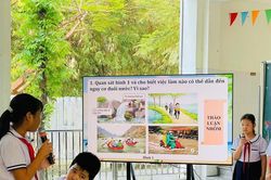 Từ quản l&yacute; đến quản trị trường học