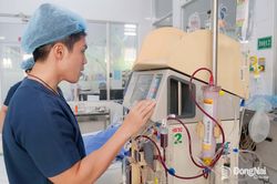 Chuyên gia đầu ngành đánh giá cao năng lực hồi sức nhi tại Đồng Nai
