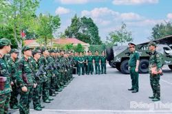 Bộ Quốc ph&ograve;ng kiểm tra c&ocirc;ng t&aacute;c sẵn s&agrave;ng chiến đấu tại Đồng Th&aacute;p