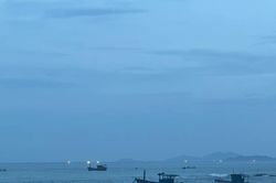 Áp thấp nhiệt đới di chuyển nhanh, vùng biển Gia Lai sóng cao 2-4 m