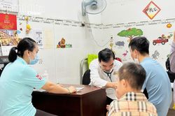 Bệnh viện Đa khoa Ninh Thuận phối hợp khám sàng lọc bệnh tim bẩm sinh miễn phí