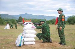 Bộ đội Biên phòng tỉnh kiểm tra bắn đạn thật