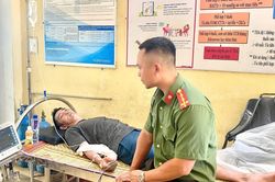 Lào Cai: Kịp thời giúp đỡ du khách Nhật Bản bị ngất trên đường