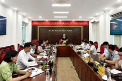 Kiểm tra việc thực hiện d&acirc;n chủ ở cơ sở tại x&atilde; Y&ecirc;n B&igrave;nh