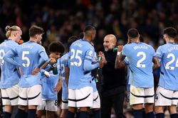 Góc khuất Man City: Sự rạn nứt giữa Pep Guardiola và Kyle Walker trong ngày tàn triều đại