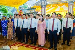 Dâng hương tưởng niệm 762 năm ngày mất của Thống quốc Thái sư Trần Thủ Độ