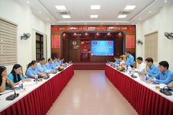 Tăng cường trao đổi kinh nghiệm trong hoạt động c&ocirc;ng đo&agrave;n