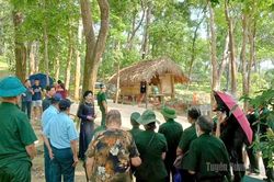 Từ mùa Thu lịch sử đến chính quyền gần Dân