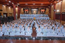 Chùa Diệu Pháp tổ chức khóa tu Tri ân đấng sinh thành, trao giải cuộc thi chủ đề 'Hoa hiếu hạnh Vu lan'