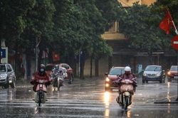 Dự báo thời tiết ngày 19/8: Bắc Bộ tiếp diễn mưa lớn, Hà Nội mưa to