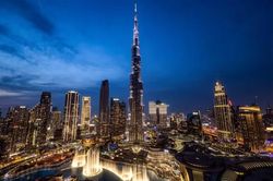 UAE áp lệnh cấm vận thương mại vô thời hạn với Iran