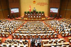 Quốc hội xem xét định hướng hợp nhất Luật Ngân sách Nhà nước, Luật Đất đai