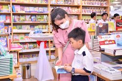 TP. HCM: Không để thiếu sách giáo khoa làm gián đoạn việc học của học sinh