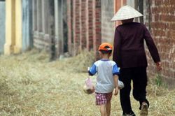 NHỚ BÀ