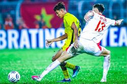 Đội hình dự kiến Việt Nam vs Malaysia: Chọn Hoàng Hên hay Tài Lộc?