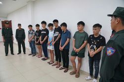 Khởi tố nhóm 'quái xế' mang hung khí, chạy xe lạng lách gây rối trên đường