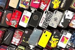 Ốp điện thoại si&ecirc;u rẻ tiềm ẩn nguy cơ nhiễm độc ch&igrave; v&agrave; h&oacute;a chất từ r&aacute;c thải y tế