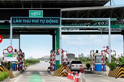 Không muốn trả phí Ví VETC, chủ xe chọn cách nào?