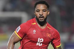 Xu&acirc;n Son s&uacute;t tung lưới Malaysia, đội tuyển Việt Nam dẫn 1-0