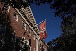Harvard dàn xếp 53 triệu USD sau bê bối thi thể hiến tặng
