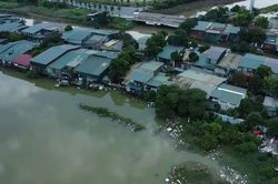 Hà Nội: Nhà xưởng tạm bợ ở Từ Liêm, không thể để 'quá khứ' trở thành lý do kéo dài tồn tại?